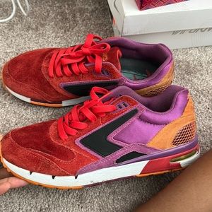 Brooks, brother, red tennis shoes